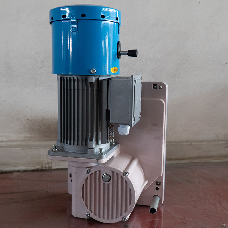 Elektrikli Halatlı İnşaat Vinçleri