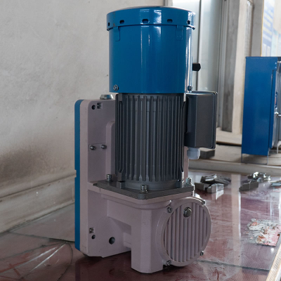 Halatlı Elektrikli Çekiş Vinç Motoru